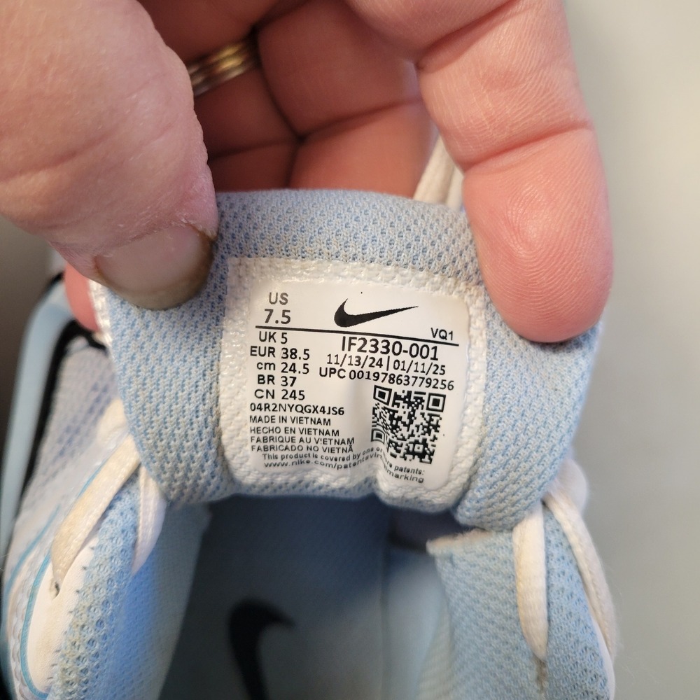 Nike Women's 7.5 V5 RNR Running Shoes Sneakers White Blue Athletic IF2330-001 - Picture 6 of 6